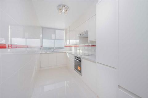 3 bedroom flat to rent, Cambridge Square, London W2