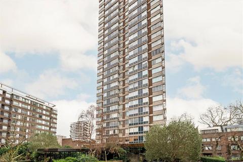 3 bedroom flat to rent, Cambridge Square, London W2