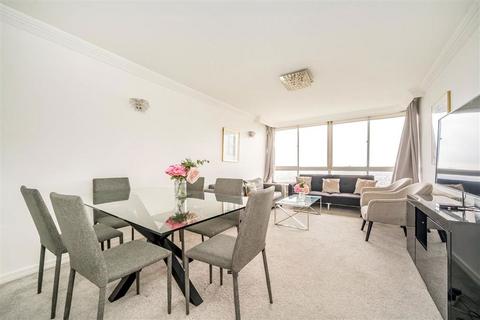3 bedroom flat to rent, Cambridge Square, London W2