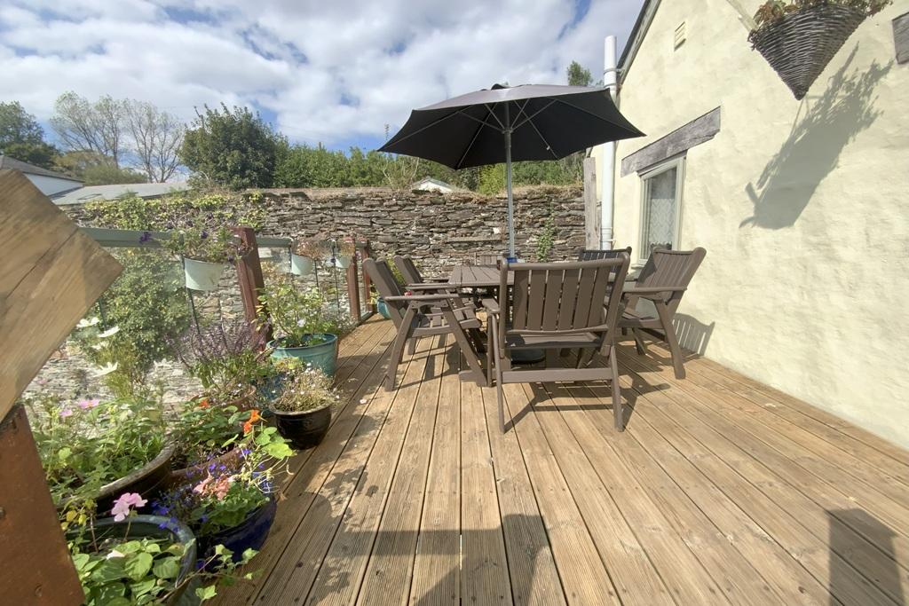 Balcony area