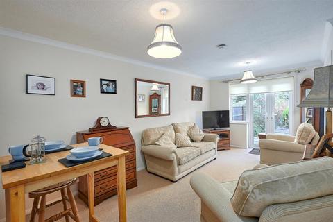 2 bedroom semi-detached bungalow to rent, Old Priory Gardens, Beccles NR34