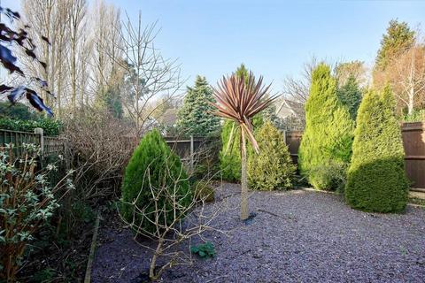 2 bedroom semi-detached bungalow to rent, Old Priory Gardens, Beccles NR34