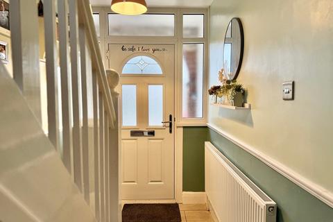 4 bedroom semi-detached house for sale, Colchester Road, Ipswich IP4