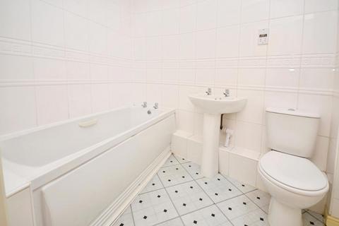 2 bedroom apartment for sale, Coxhill Way, Aylesbury HP21