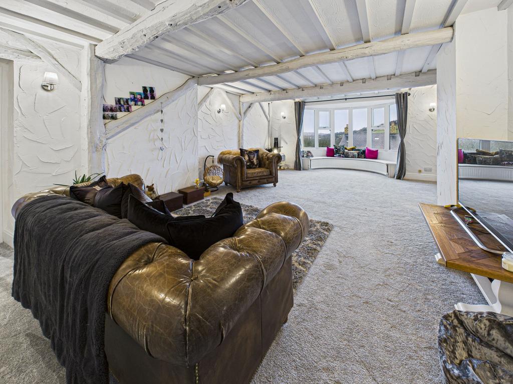Lounge Room