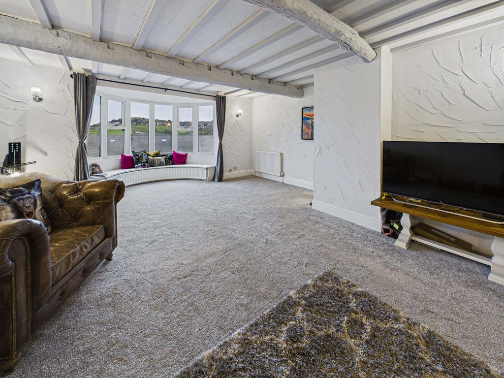 Lounge Room