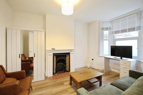 undefined, Gladstone Road, Watford WD17