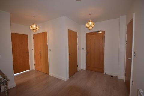 3 bedroom apartment to rent, Matthews Close, Wembley, HA9 8FG