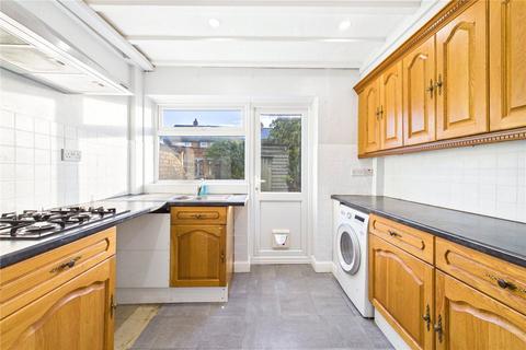 3 bedroom semi-detached house to rent, Hone Hill, Sandhurst, Berkshire, GU47