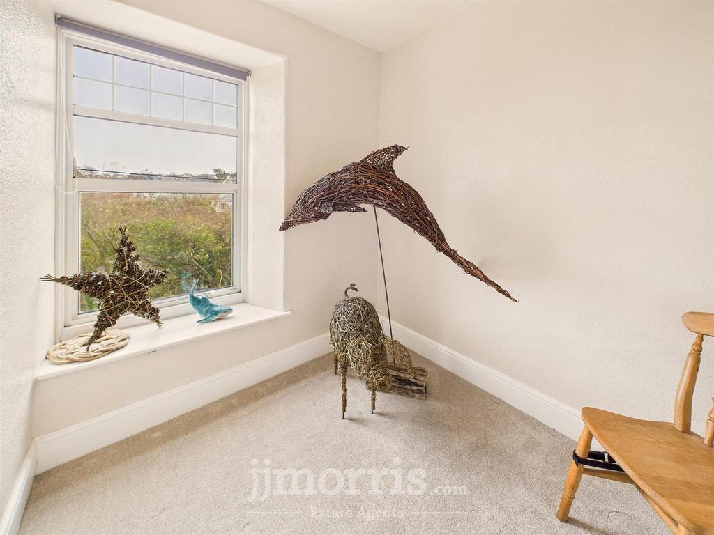 Study/Cot Room