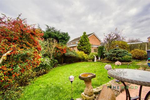undefined, Thorndon Way, Chesterfield S40