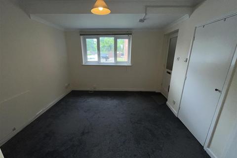 1 bedroom flat to rent, Wordsworth Court, Hatfield