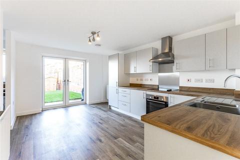3 bedroom semi-detached house to rent, Sickle Drive, Wellingborough, Northamptonshire, NN8