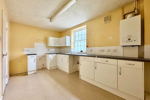 2 bedroom terraced house for sale, High Street, Lambourn, RG17