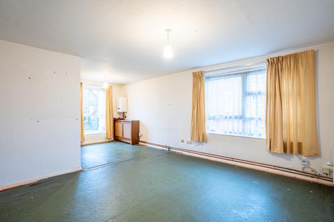 undefined, Leeds LS8