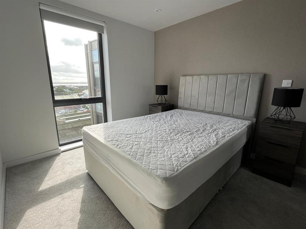 Bed 2 pic 3.jpeg