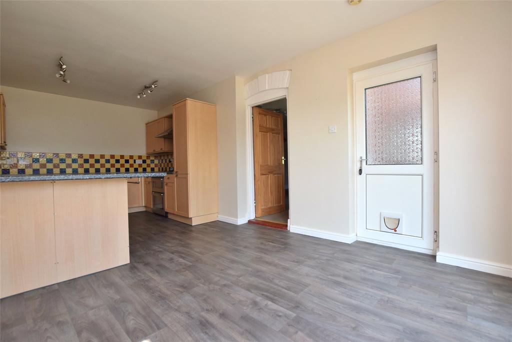 Kitchen 4
