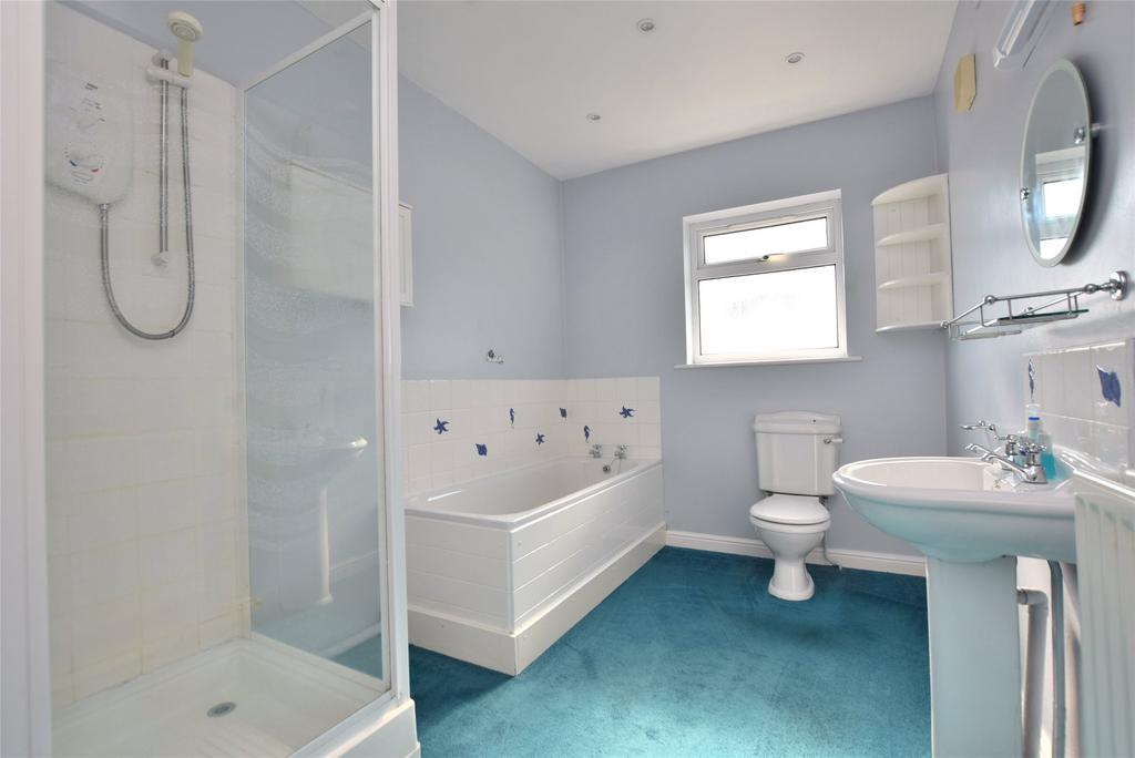 Main Bathroom