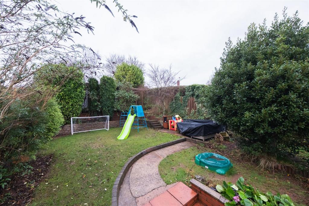 57 Oathills Drive-033.jpg