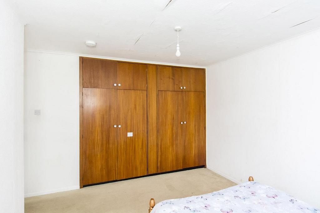 Bedroom Two Photo 2