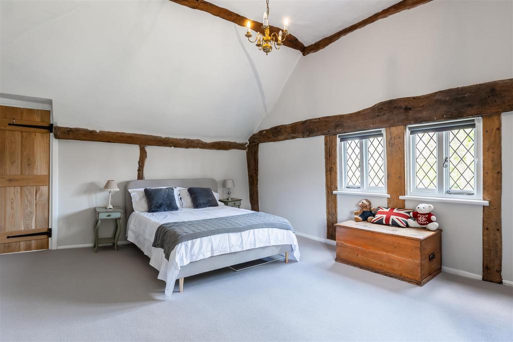 BEDROOMS-1.jpg