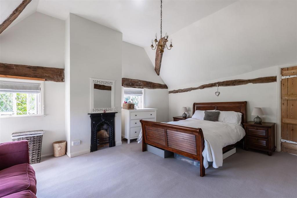 BEDROOMS-2.jpg