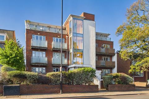 2 bedroom flat for sale, Ardleigh Court, 117 London Road, Bromley, BR1