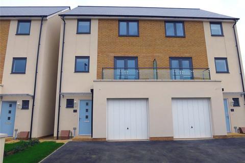 4 bedroom semi-detached house to rent, Willowherb Road, Bristol BS16