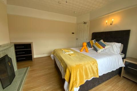 undefined, Chairborough Road, High Wycombe, HP12