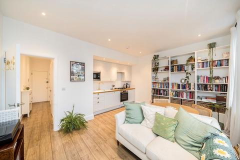 1 bedroom flat for sale, Chatsworth Road, London E5