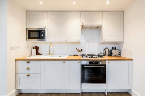 1 bedroom flat for sale, Chatsworth Road, London E5