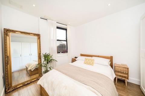 1 bedroom flat for sale, Chatsworth Road, London E5