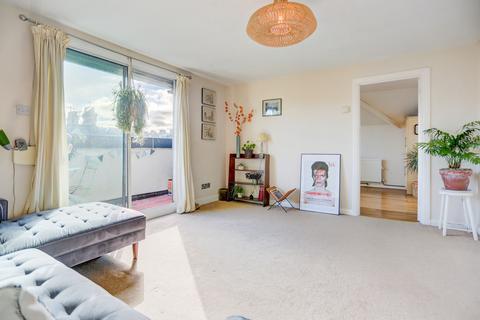 2 bedroom flat to rent, Albany Villas, Hove, BN3