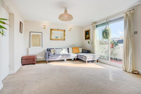2 bedroom flat to rent, Albany Villas, Hove, BN3