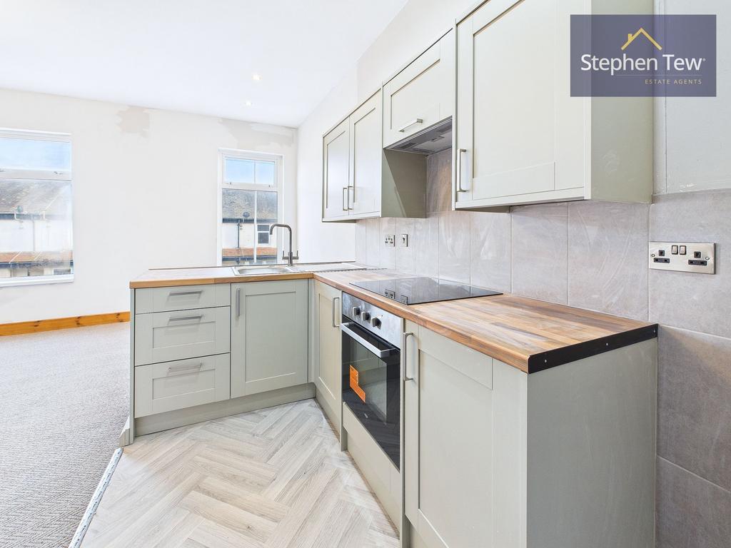 Kitchen/Living Area