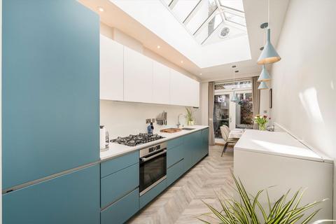 2 bedroom flat for sale, St. Georges Drive, London SW1V