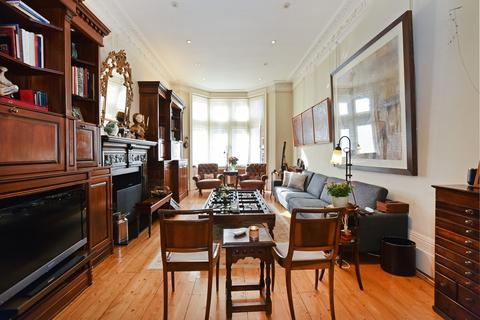undefined, Palace Court, W2