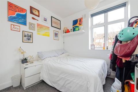 undefined, Oakfield Court, Haslemere Road, Crouch End, London, N8