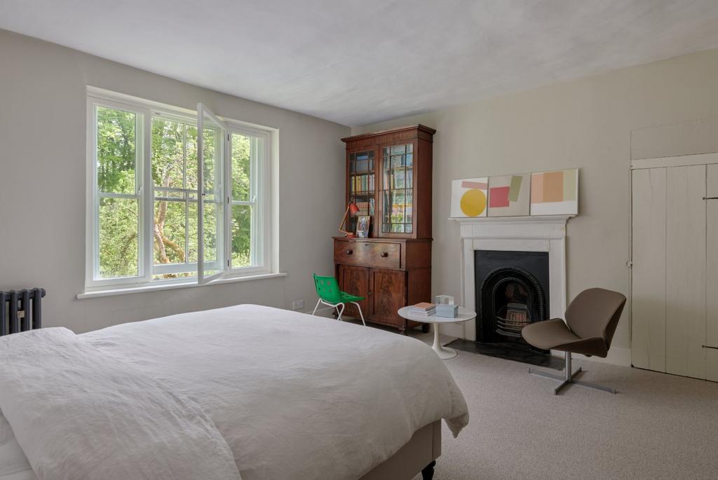 Main Bedroom