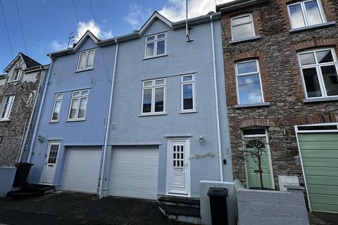 2 bedroom terraced house to rent, Lake Street, Dartmouth