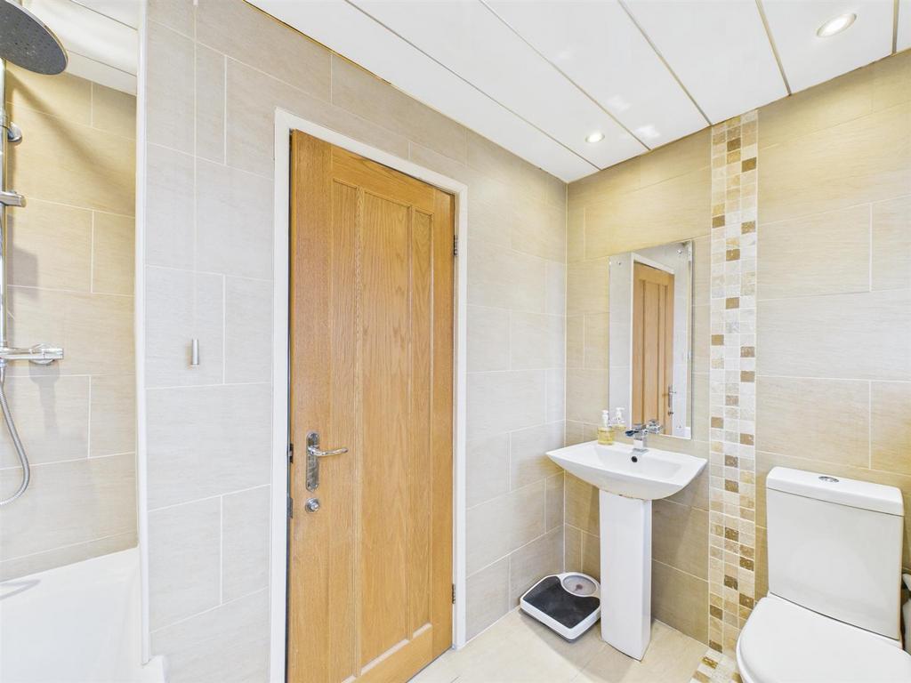 Bath 2.jpg