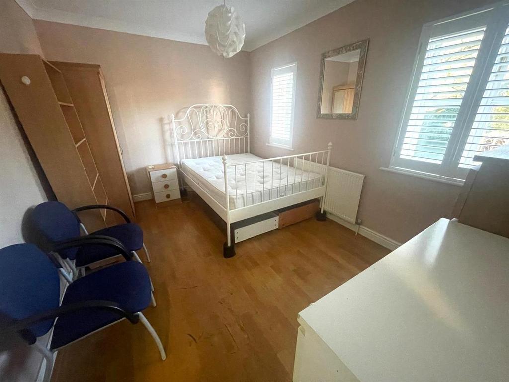 Bedroom.jpg