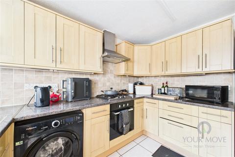 3 bedroom semi-detached house for sale, Greenway Walk, Buckinghamshire MK18