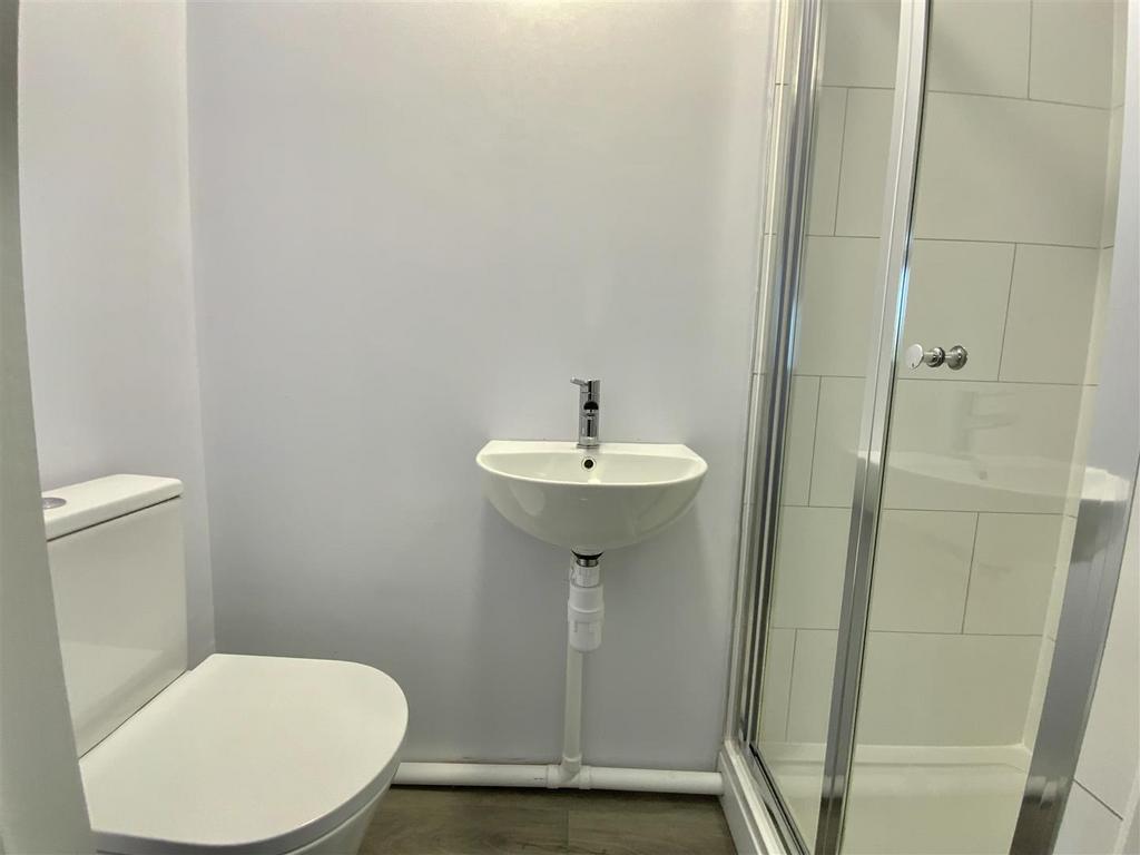Bedroom 1 - Ensuite