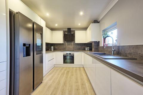 undefined, Spains Hall Place, Woodlands, Basildon, Essex, SS16