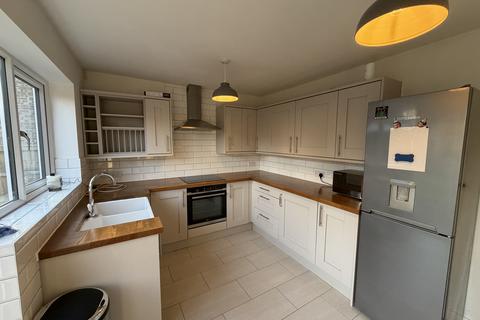 2 bedroom semi-detached house for sale, Harewood Close, Poulton-le-Fylde FY6