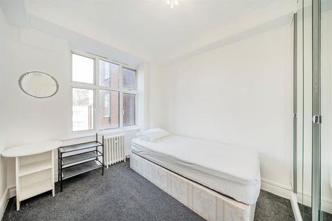 2 bedroom flat to rent, Edgware Road, London W2
