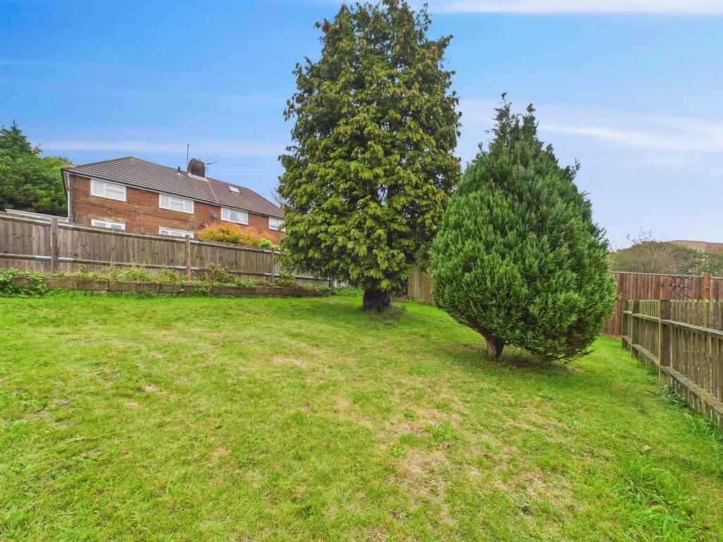 CAM02534 G0-PR0596-STILL002.jpg