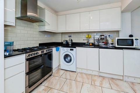 5 bedroom terraced house for sale, Arborfield Close, Slough SL1