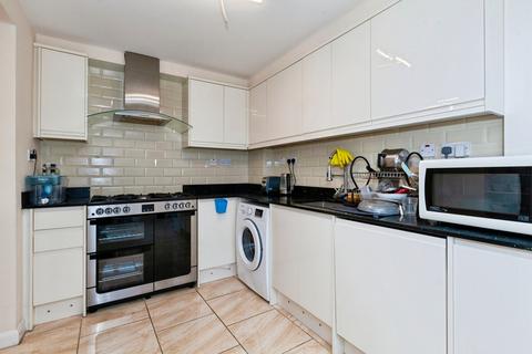 5 bedroom terraced house for sale, Arborfield Close, Slough SL1
